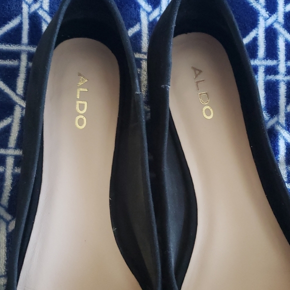 Flats - Picture 3 of 3